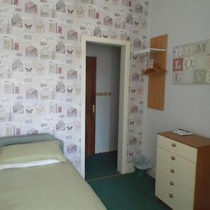 Single Room Private Bathroom